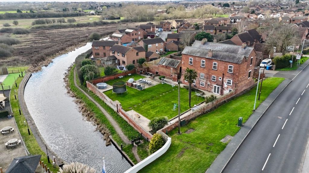Additional image 2 of 7 bed detached house for sale94, Welham Road, Retford DN22