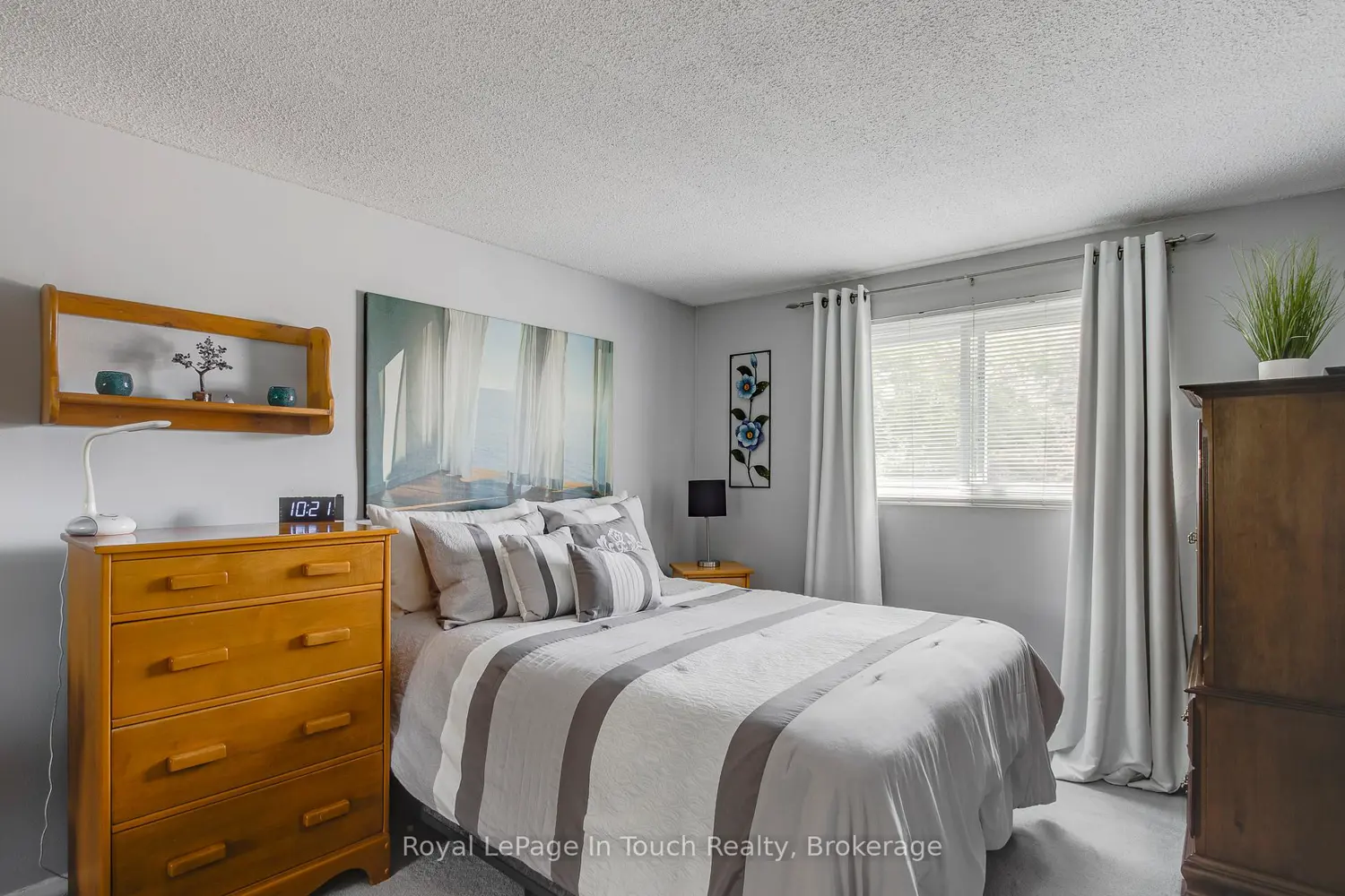 Additional image 8 of 233 Innisfil Street 4