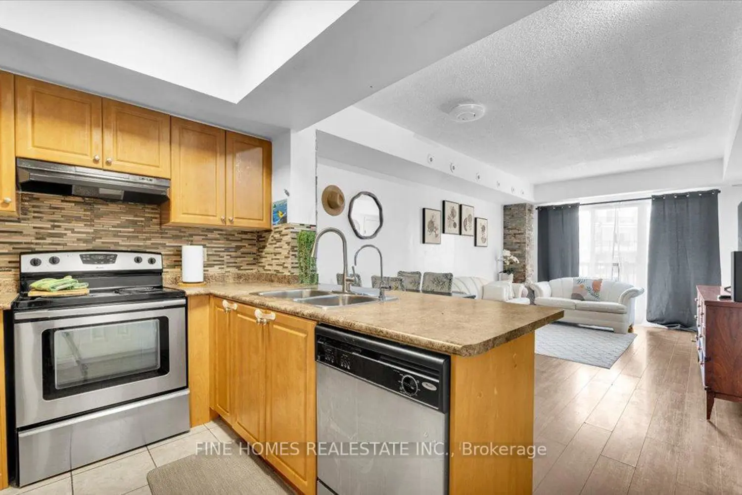 Additional image 7 of 3041 Finch Avenue 2072
