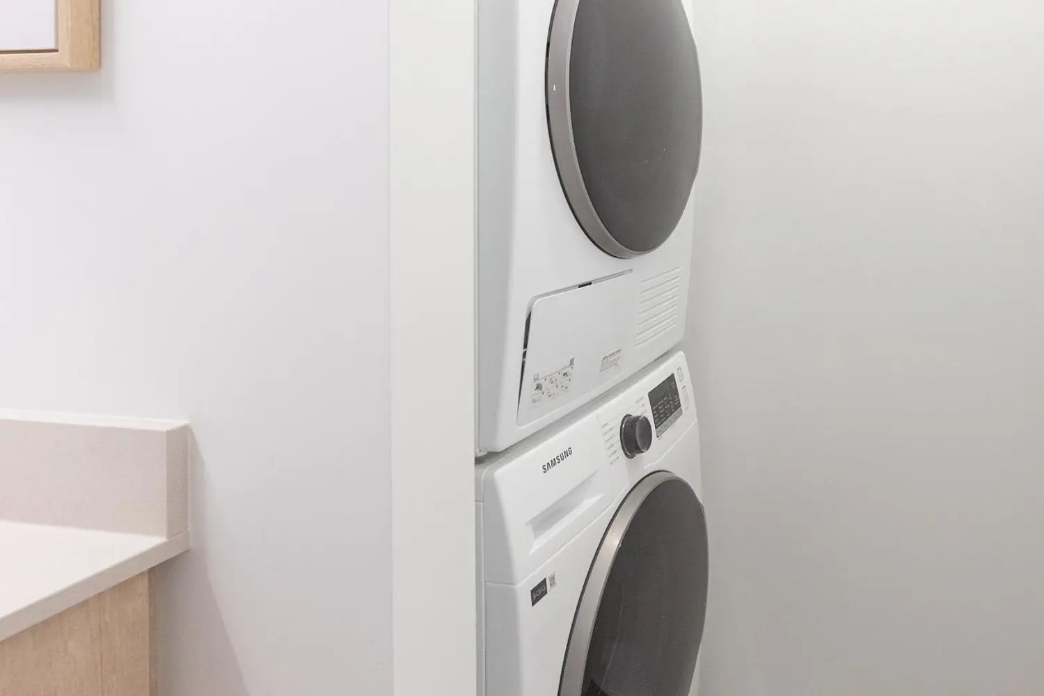 Additional image 6 of 223 Princess Street 716