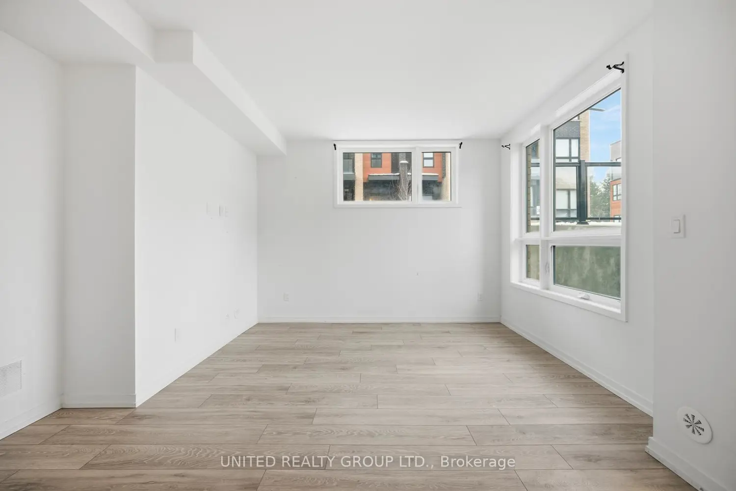 Additional image 6 of 15 Lytham Green Circle 15