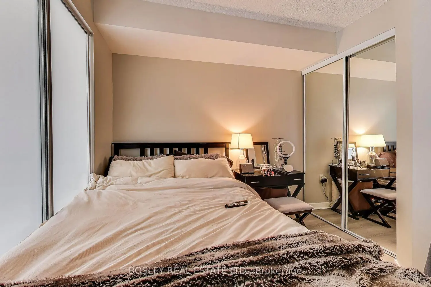 Additional image 4 of 85 Bloor Street 1007