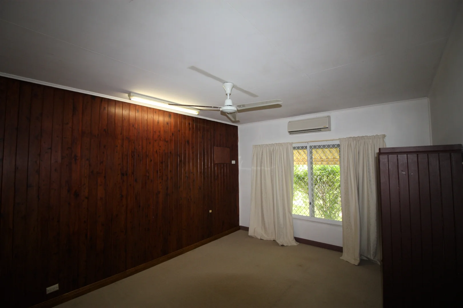 Additional image 13 of 27 Baker Street, Richmond Hill QLD 4820