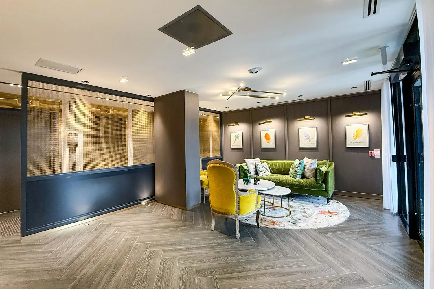 Additional image 18 of 405 Dundas Street 810