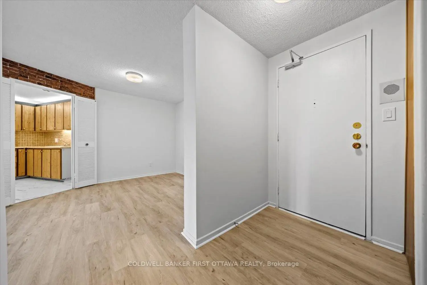 Additional image 2 of 1171 Ambleside Drive 808