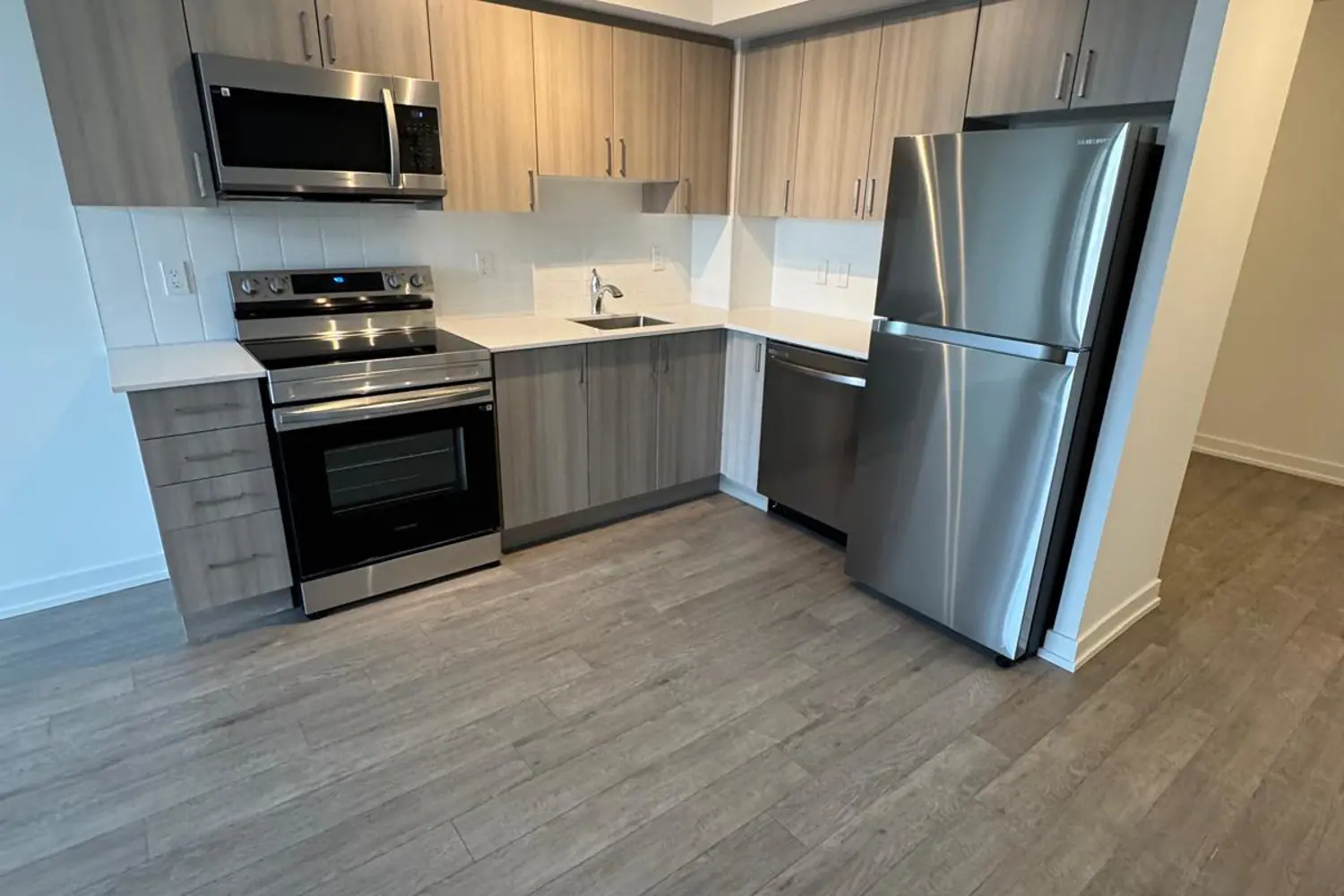 Additional image 6 of 556 Marlee Avenue 314