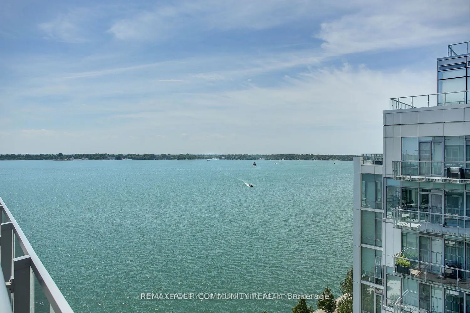Additional image 10 of 39 Queens Quay 1109
