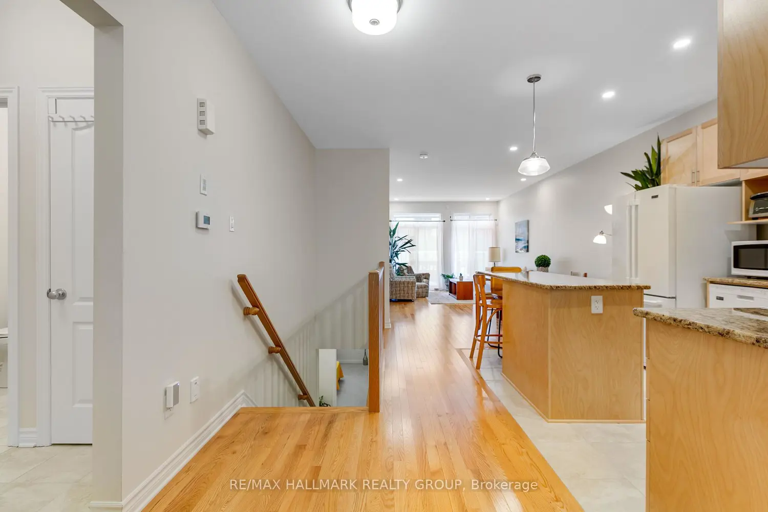 66 Kayenta Street photo 3