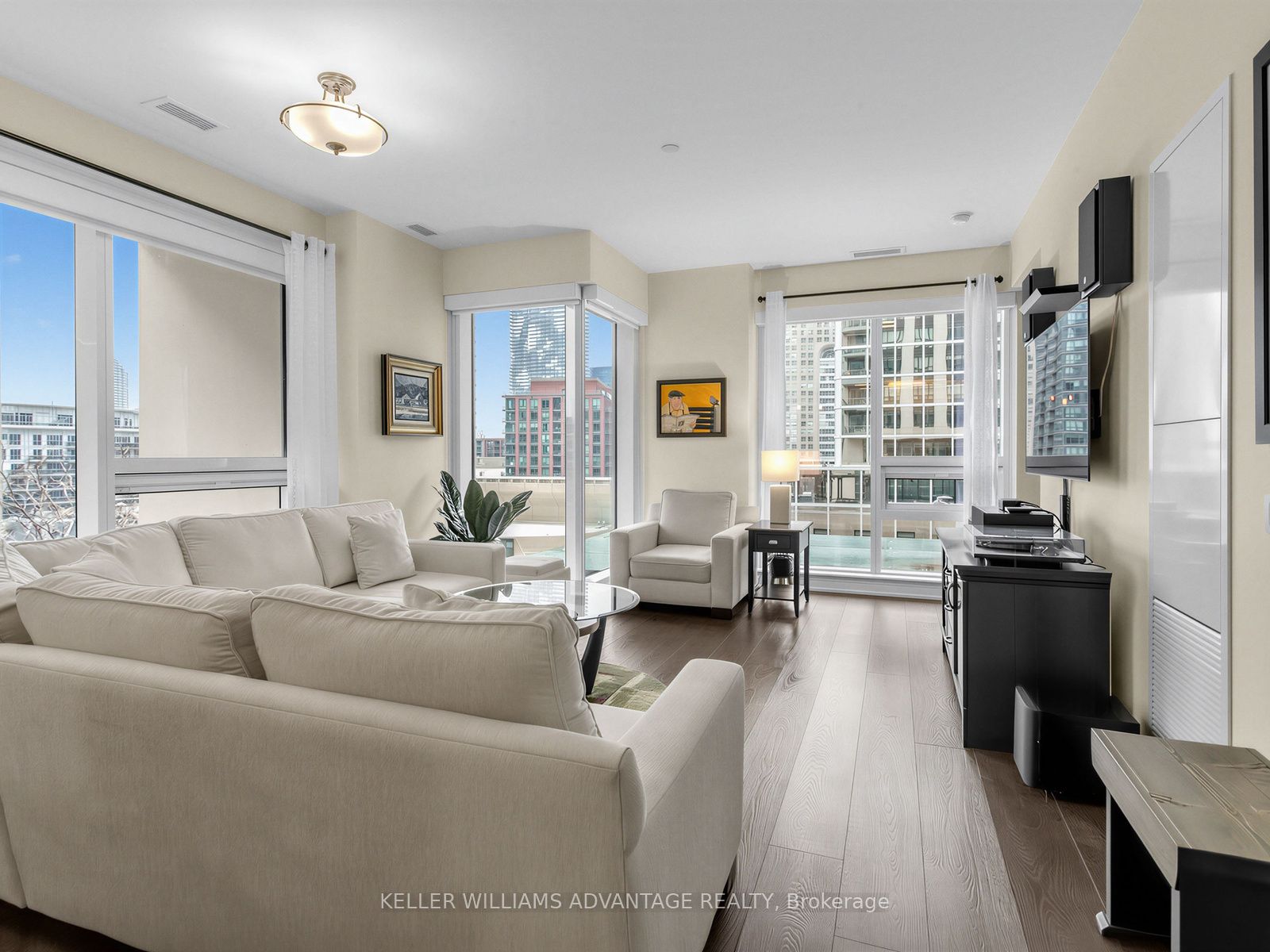 Additional image 2 of 709-88 Scott Street, Toronto, ON, M5E 0A9