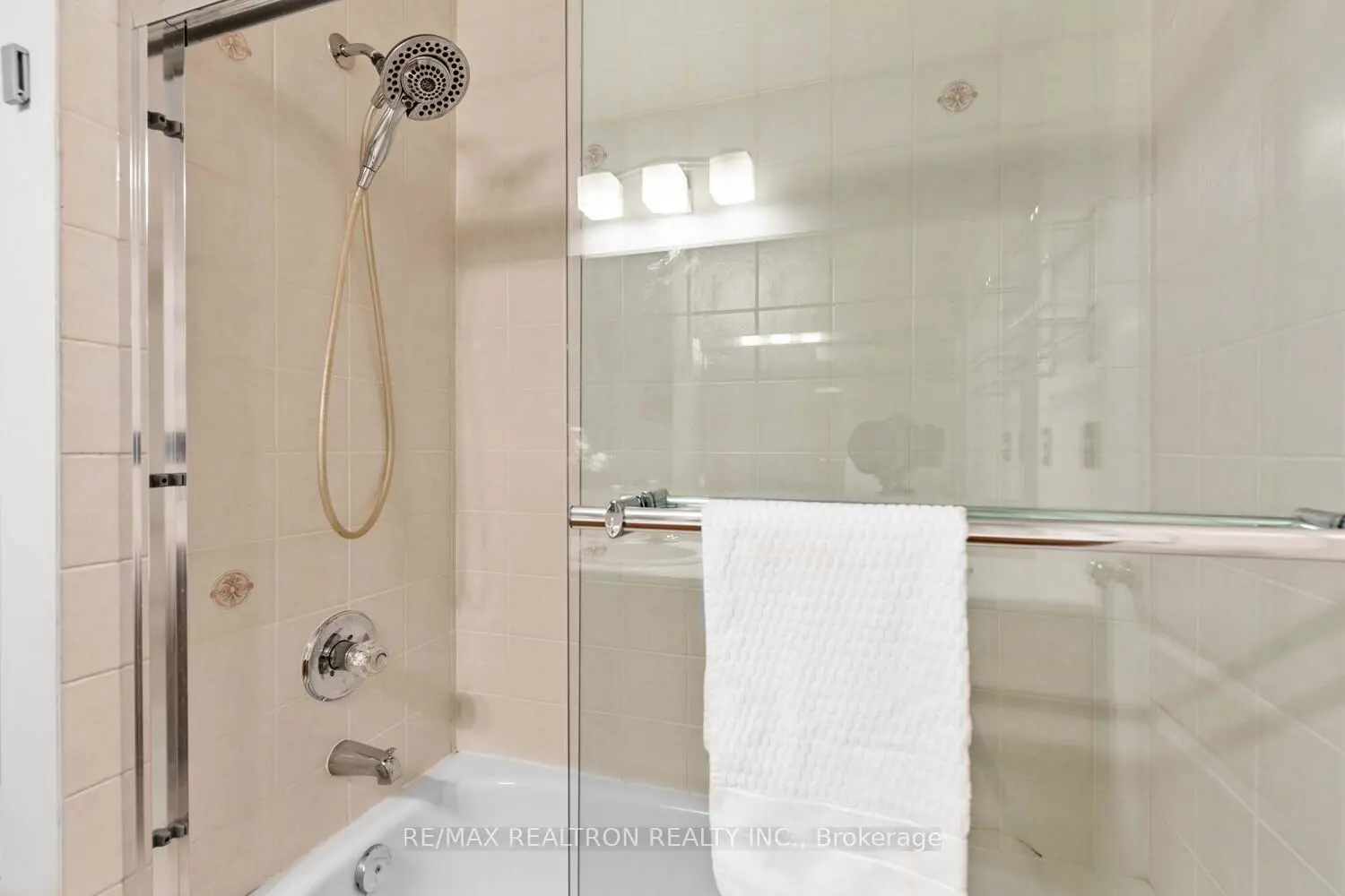 Additional image 6 of 52 Brock Drive