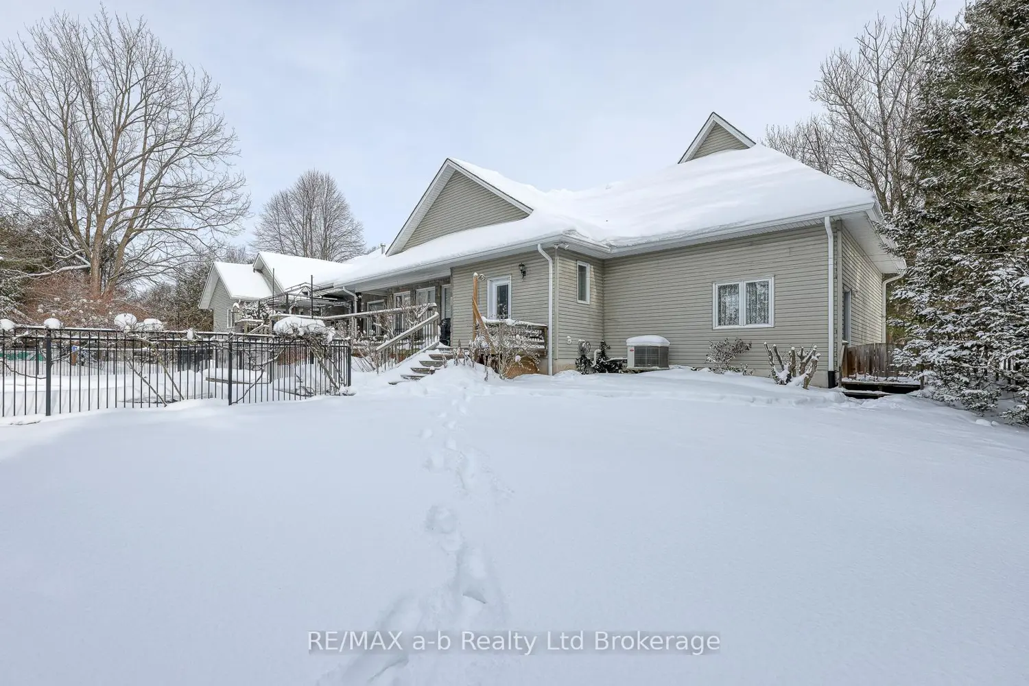 Additional image 12 of 11 Norsworthy Lane