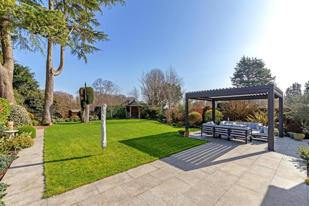 Additional image 29 of Sunderland Avenue, St. Albans