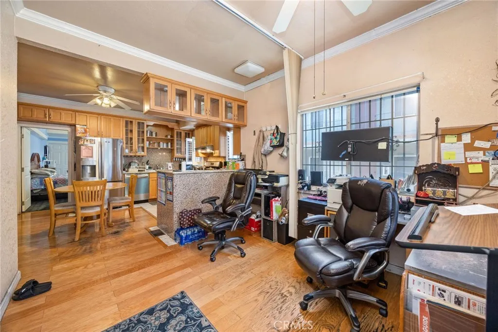 Additional image 109 of 451 E Vernon Ave, Los Angeles, CA 90011