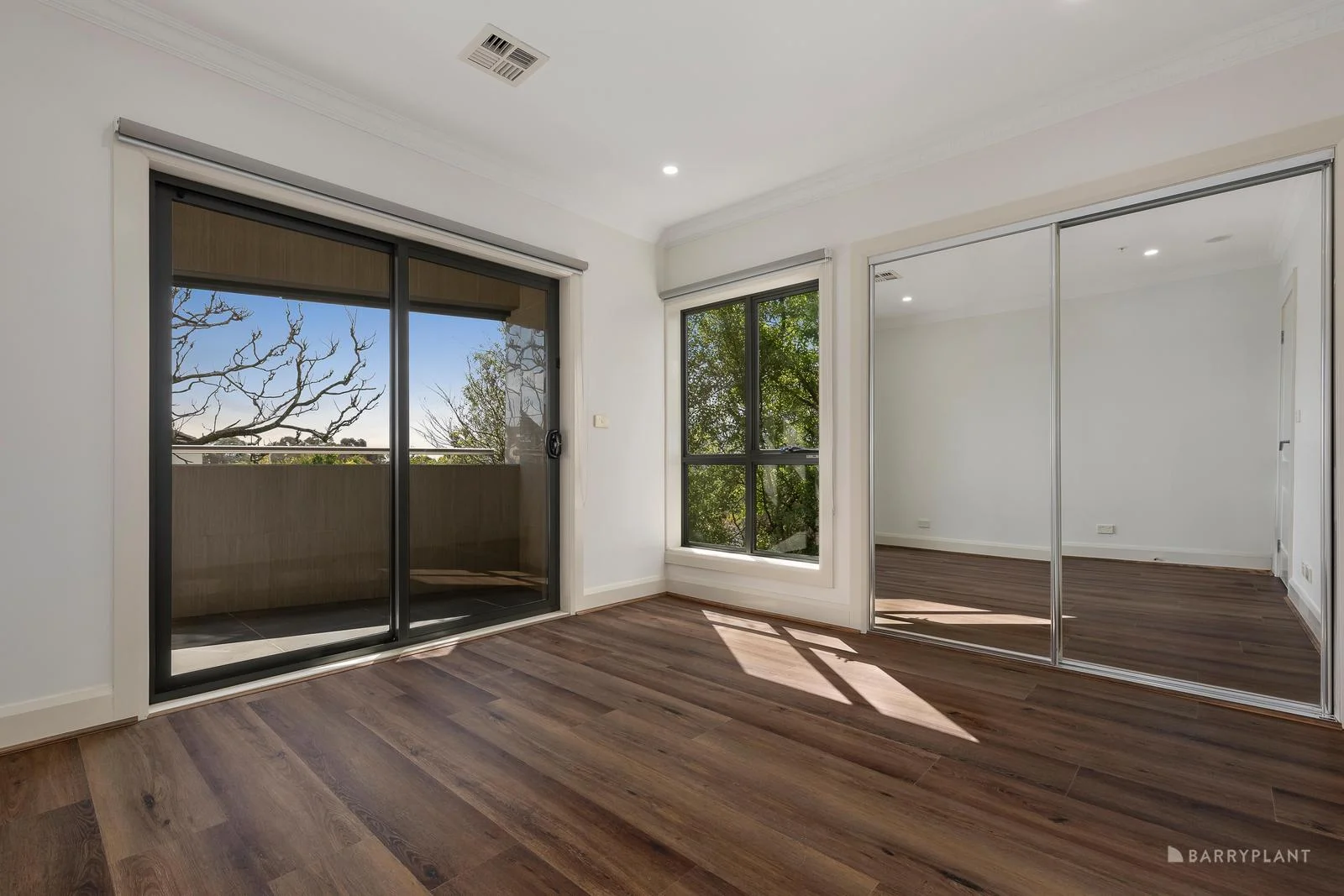 Additional image 7 of 4/231 High Street, Templestowe Lower VIC 3107