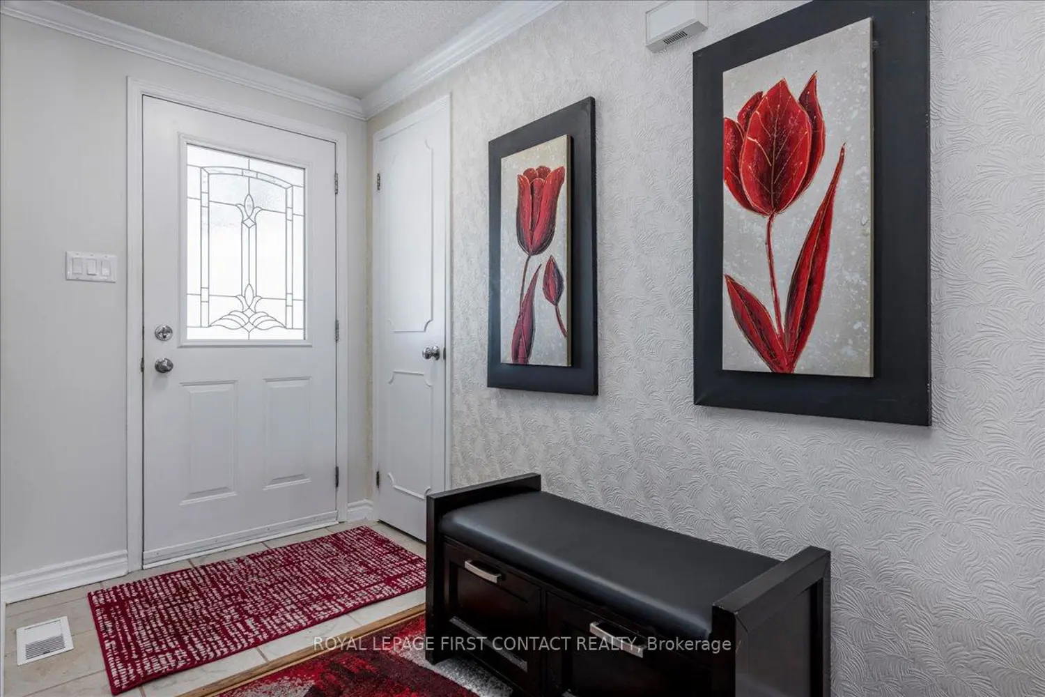 Additional image 2 of 5 Terra Nova Arm