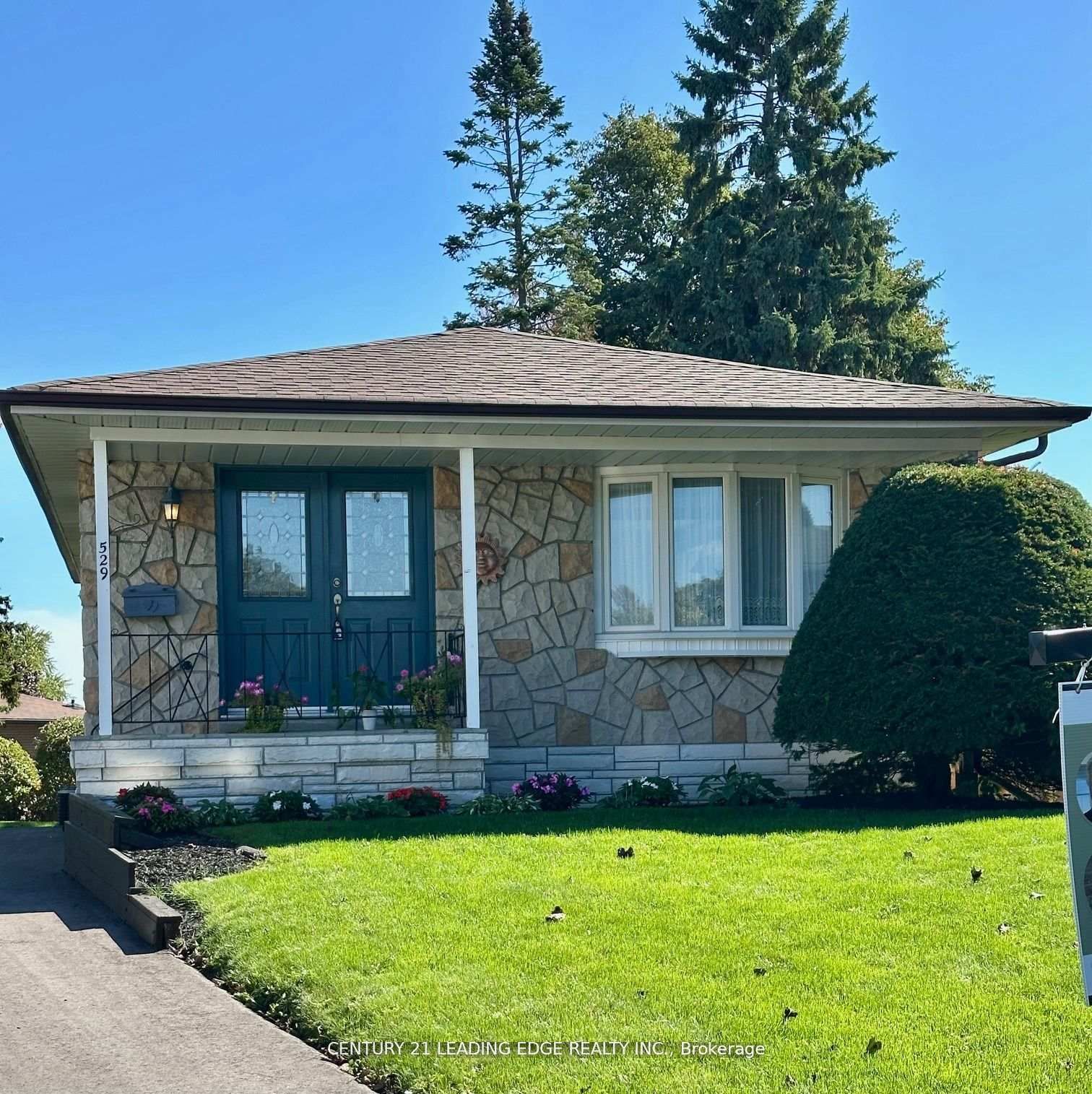 529 Carman Court, Oshawa, ON, L1H 6K5