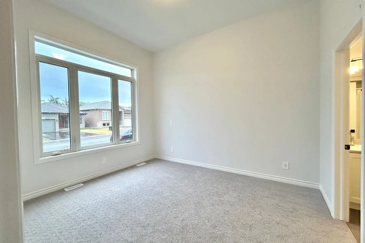 Additional image 4 of 33 Athabaska Drive