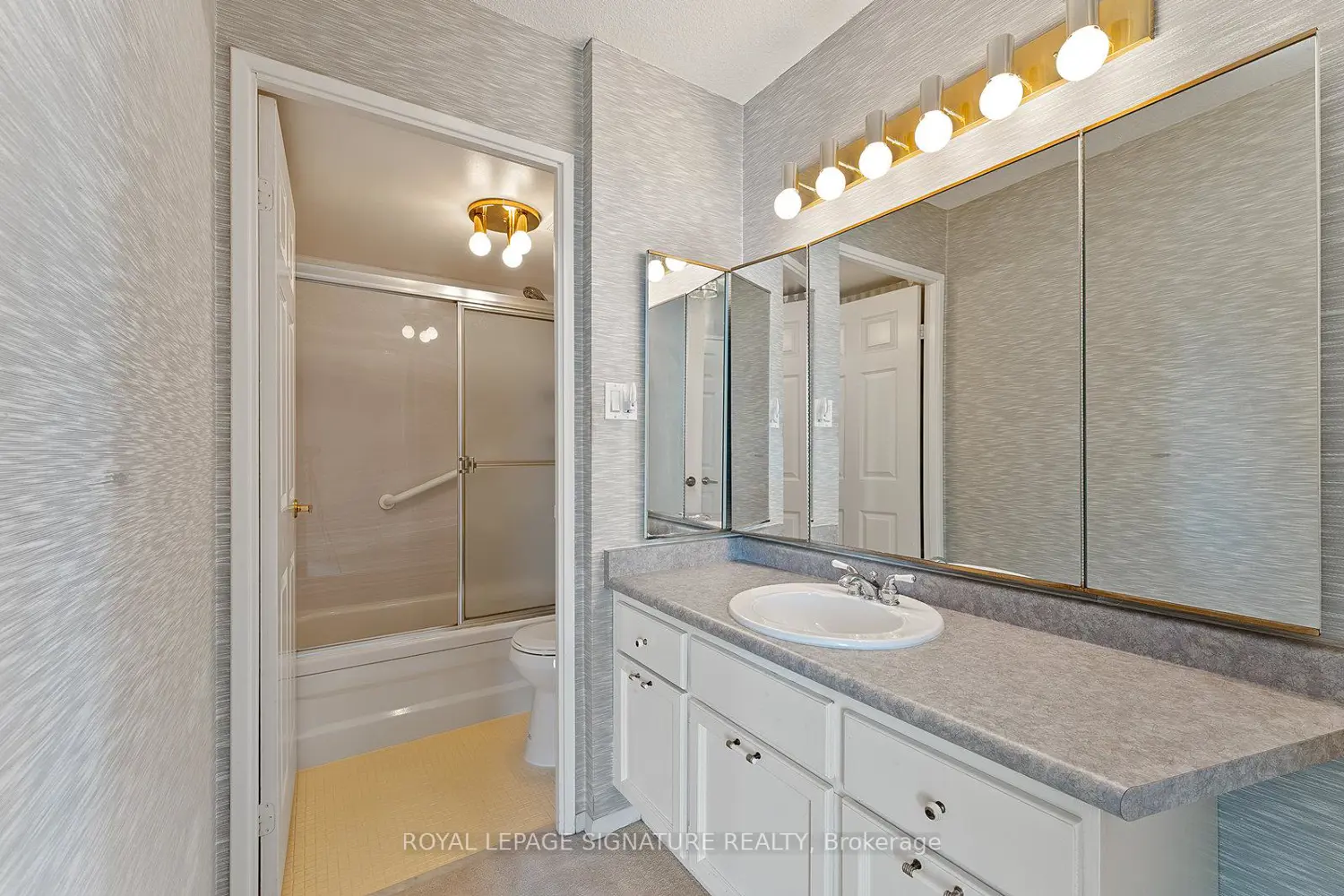 Additional image 8 of 1555 Finch Avenue 404