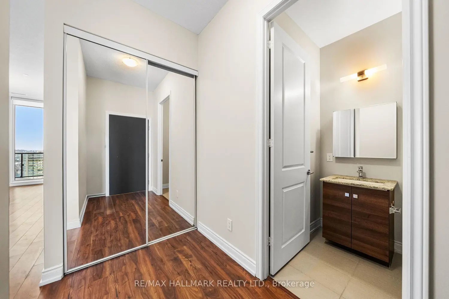9600 Yonge Street Ph6 photo 2