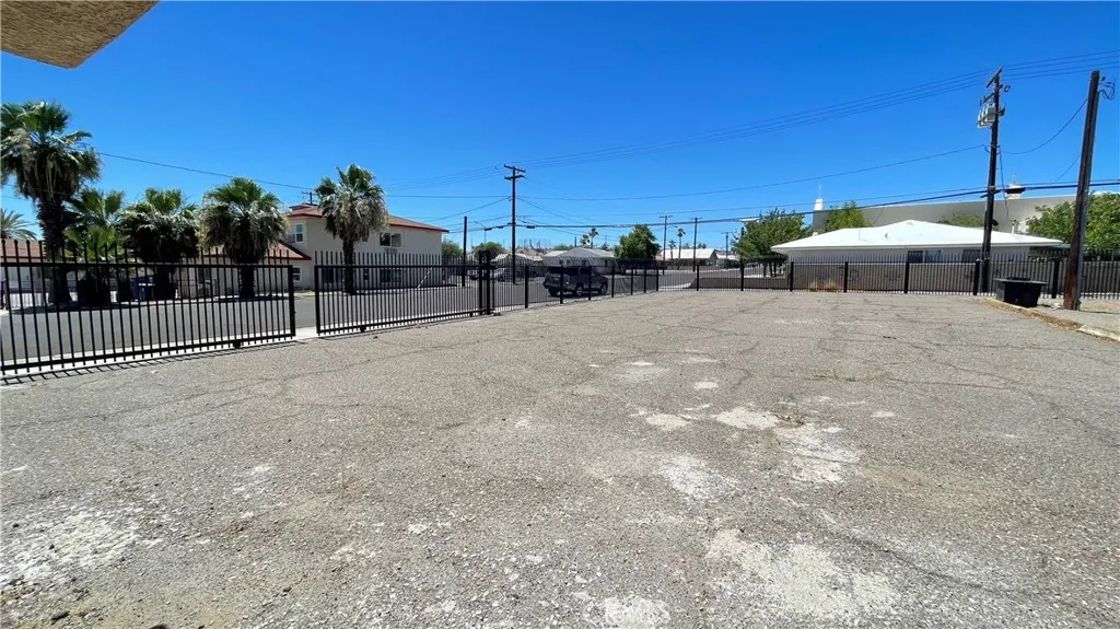 Additional image 38 of 701 W Broadway Street, Needles, CA 92363
