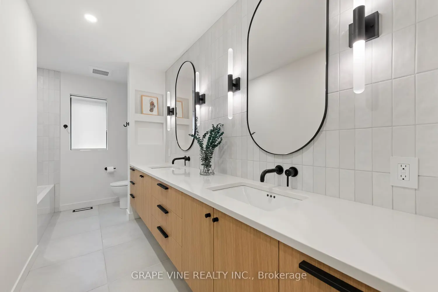 Additional image 14 of 1108A Falaise Road