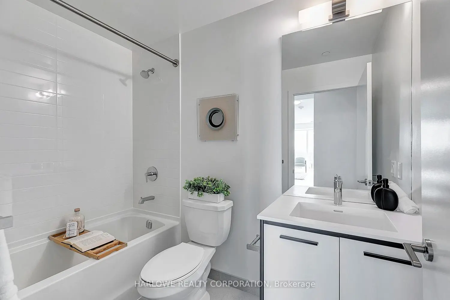 Additional image 12 of 185 Deerfield Road 1204