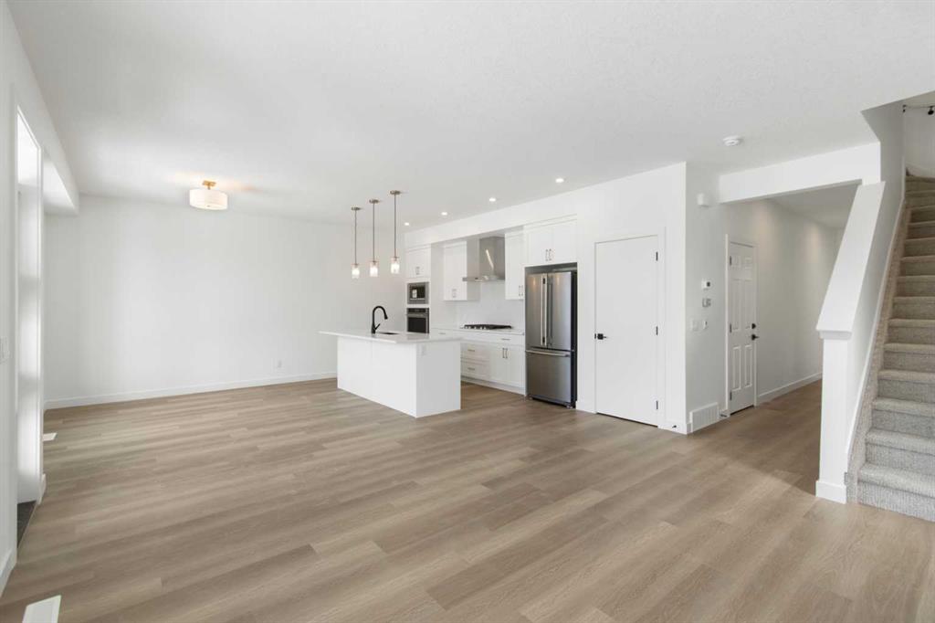 Additional image 6 of 2235 81st Street SW, Calgary, AB, T3H 6M4