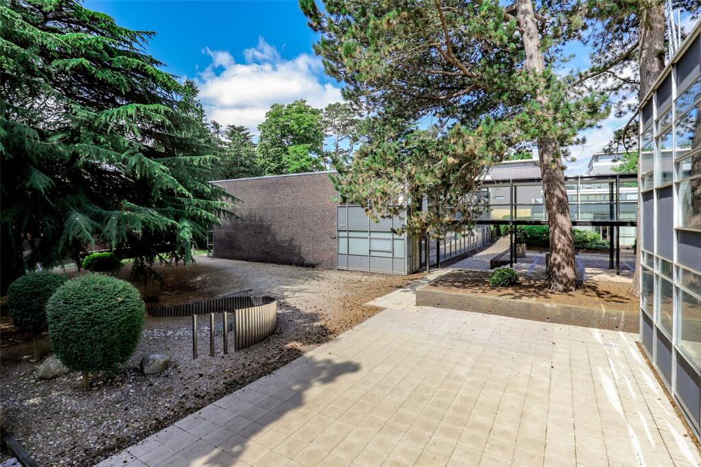 Additional image 11 of Nellis Hall, Newsom Place, St. Albans, Hertfordshire, AL1