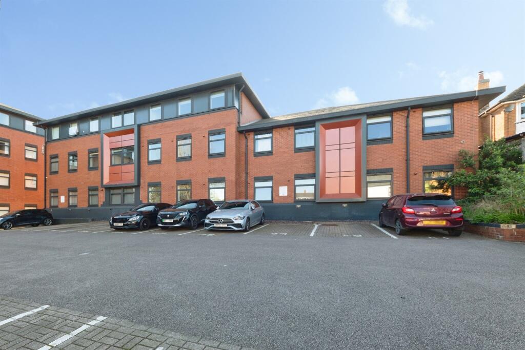 Additional image 19 of Wagon Lane, Birmingham