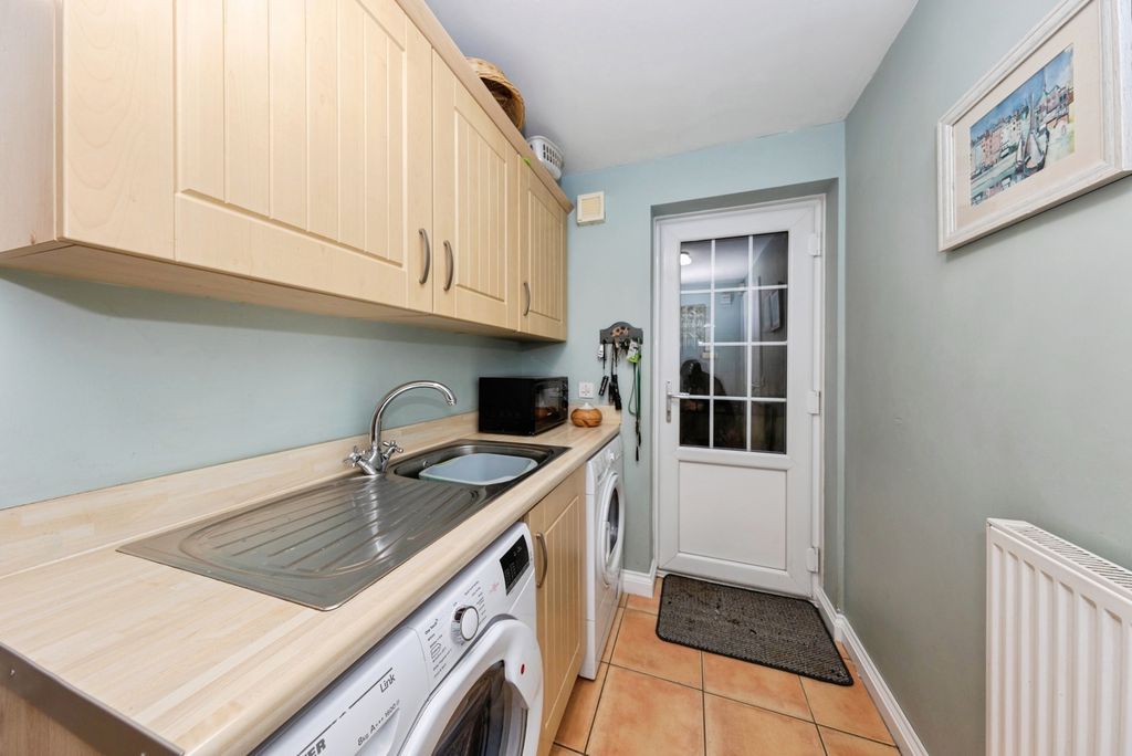 Additional image 9 of 4 bed detached house for saleMaes Y Ffynnon, Llannon, Llanelli, Carmarthenshire SA14