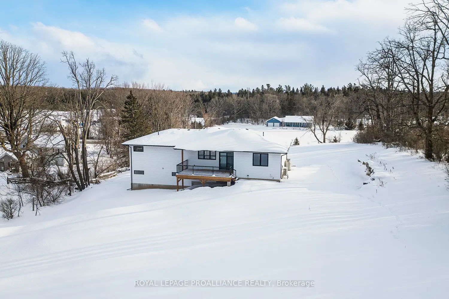 2778 Springbrook Road photo 4