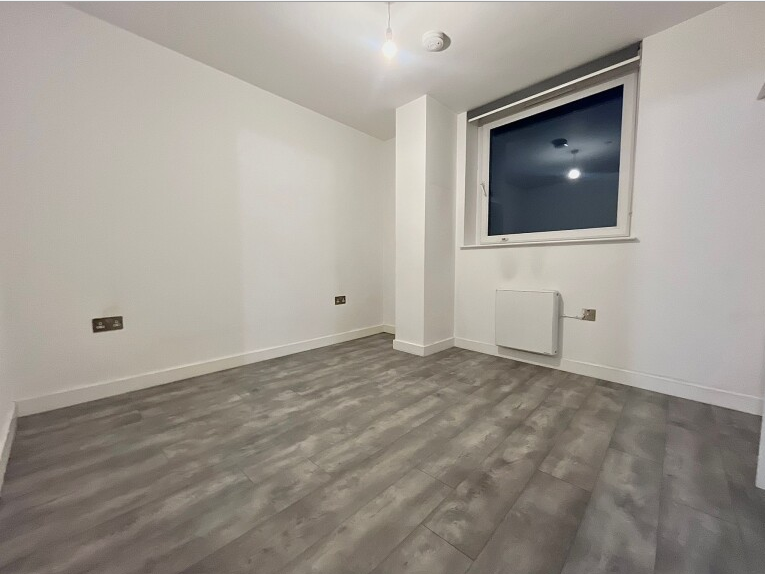 Additional image 6 of Equipoint, Yardley B25