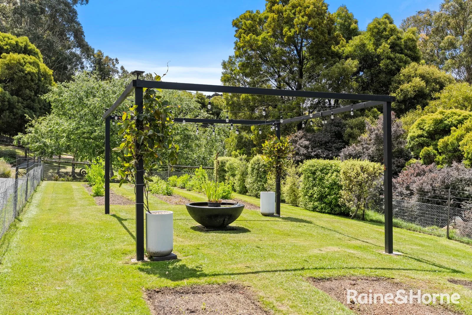 Additional image 20 of 133 Cades Drive, Kingston TAS 7050