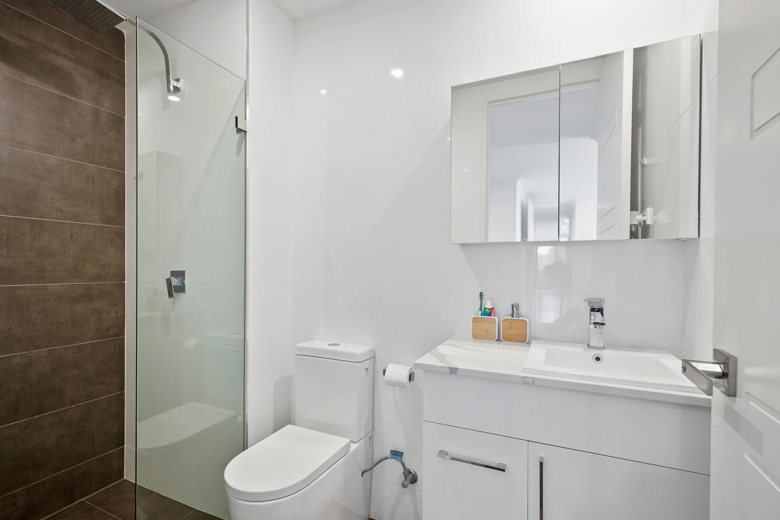 Additional image 10 of 409/10 Fielder Street, West Gosford NSW 2250