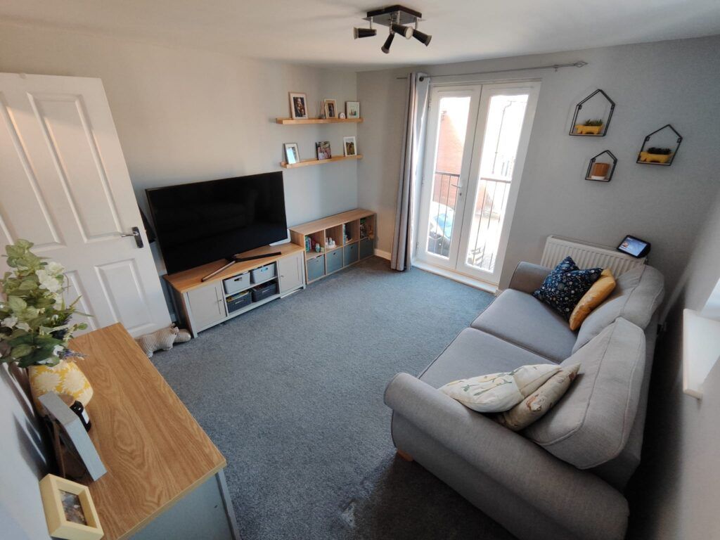 2 bed flat for saleBittern Road, Queens Hill NR8 photo 5