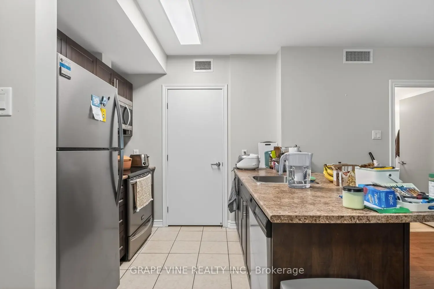 Additional image 6 of 234 Rideau Street 304