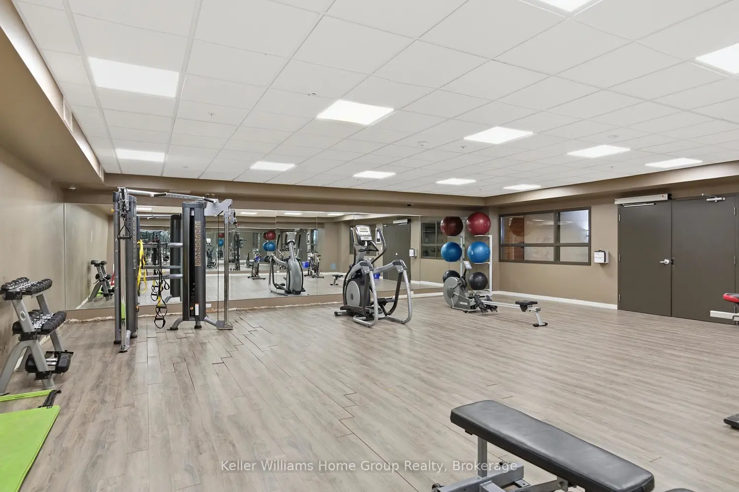 Additional image 16 of 1219 Gordon Street # 106