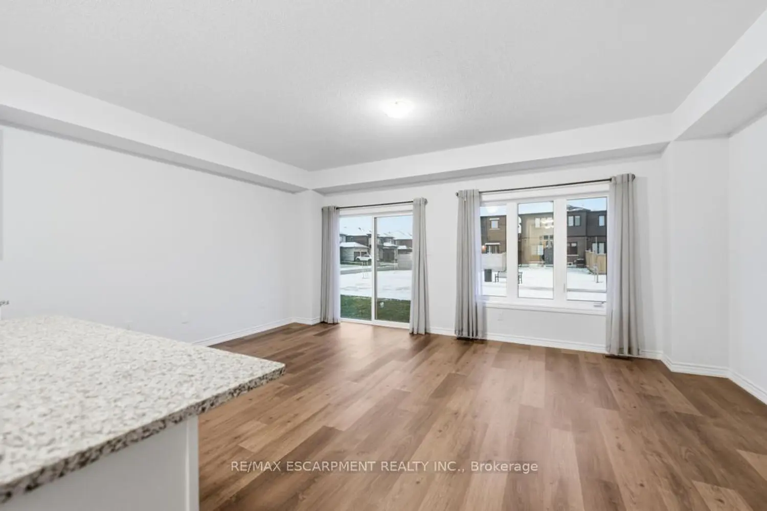 Additional image 3 of 9 Admiral Road