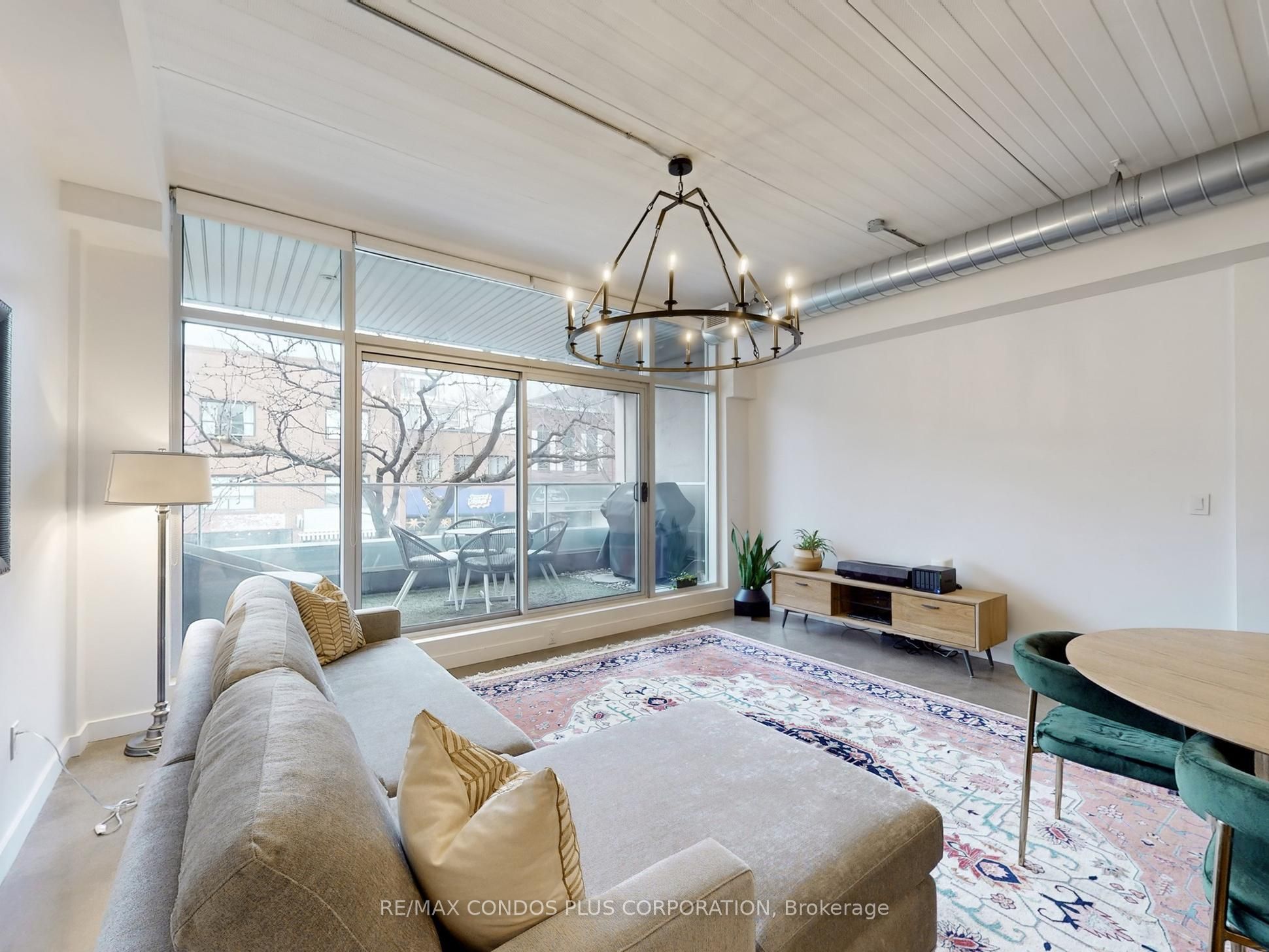 Additional image 6 of 201-747 Queen Street E, Toronto, ON, M4M 1H3