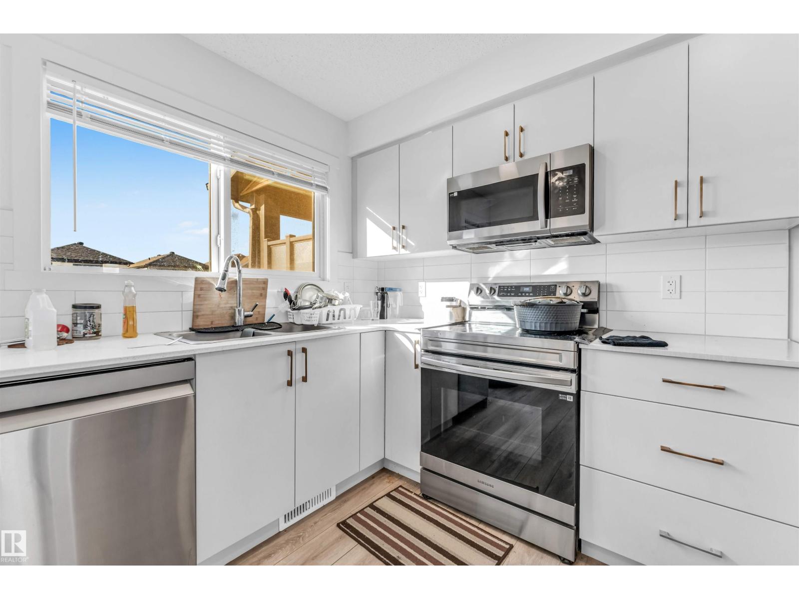 Additional image 5 of 1106 Aster Boulevard NW, Edmonton, AB, T6T2V2