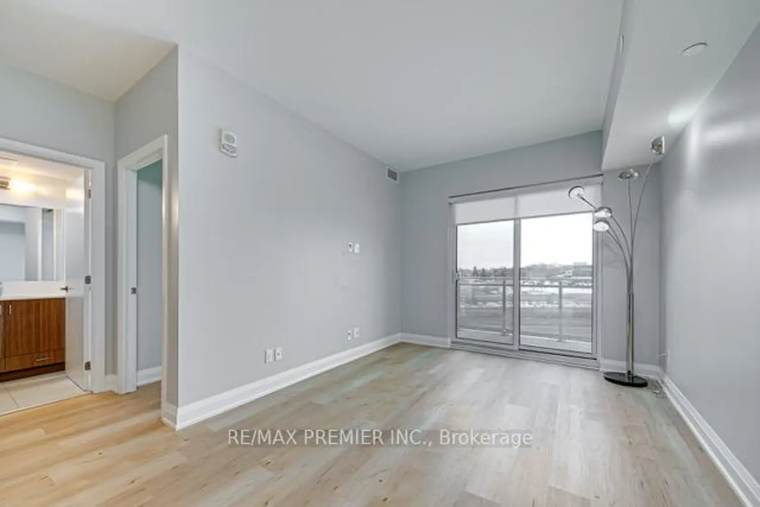 Additional image 11 of 58 Lakeside Terrace 1015