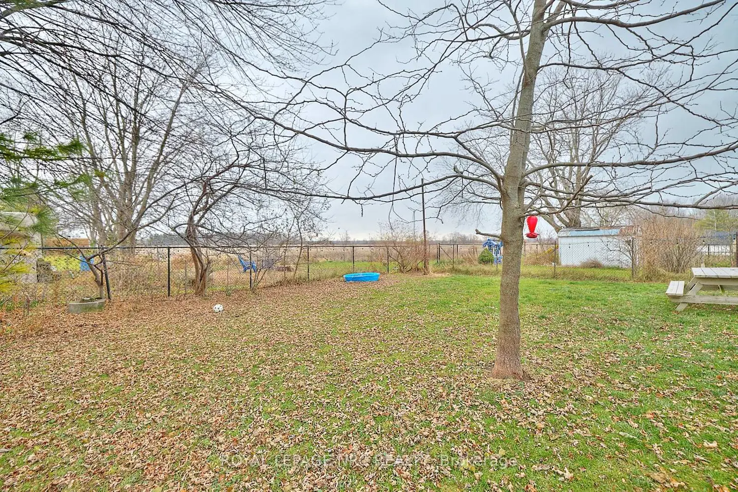 Additional image 15 of 48 Derner Line