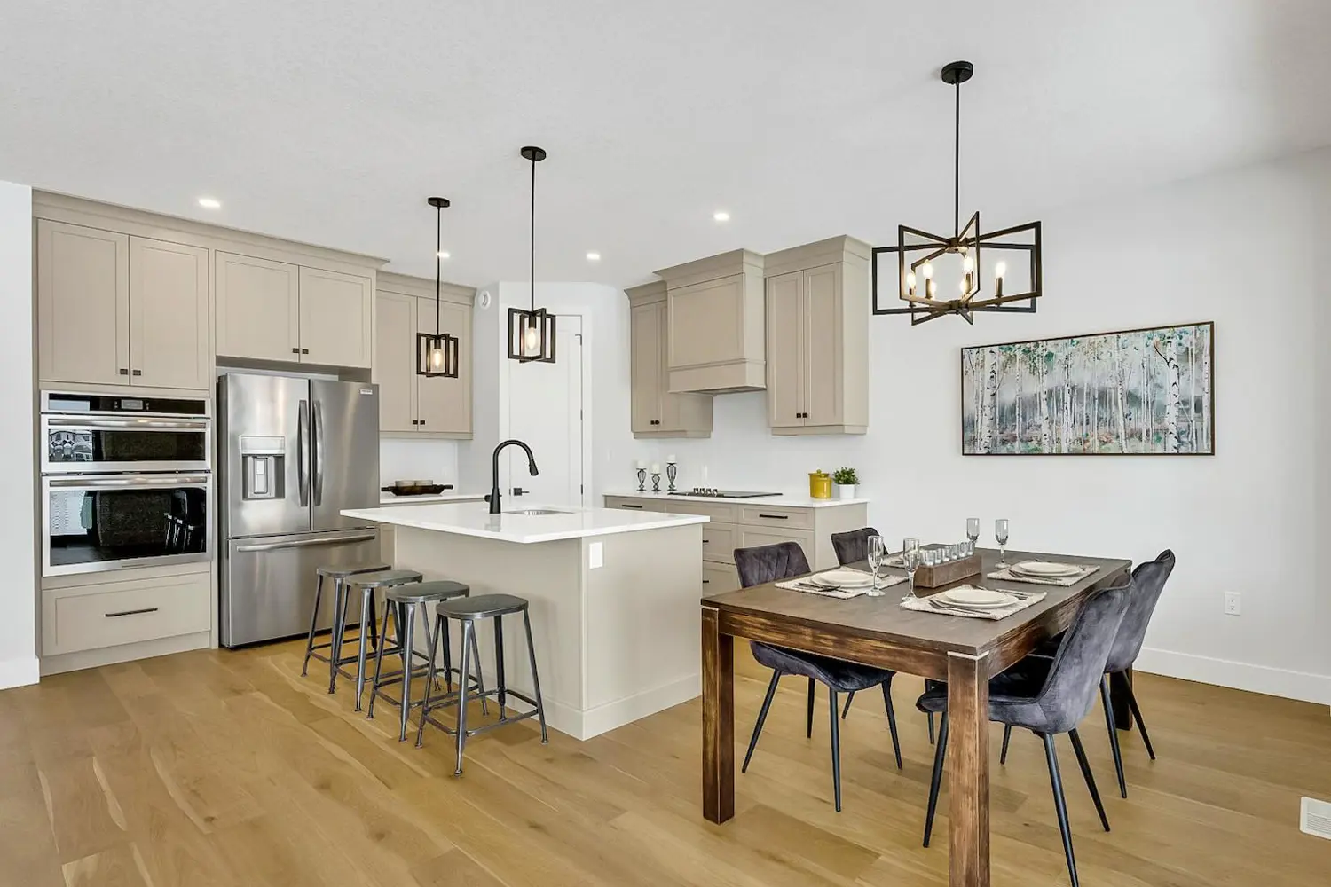 Additional image 3 of 199 Foxborough Place