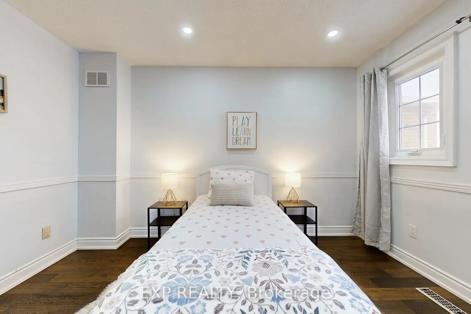 Additional image 10 of 92 Hartrick Place