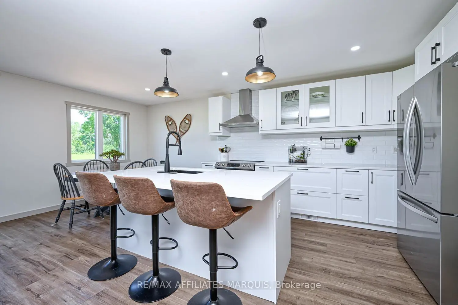 Additional image 3 of 1162 Rideau River Road