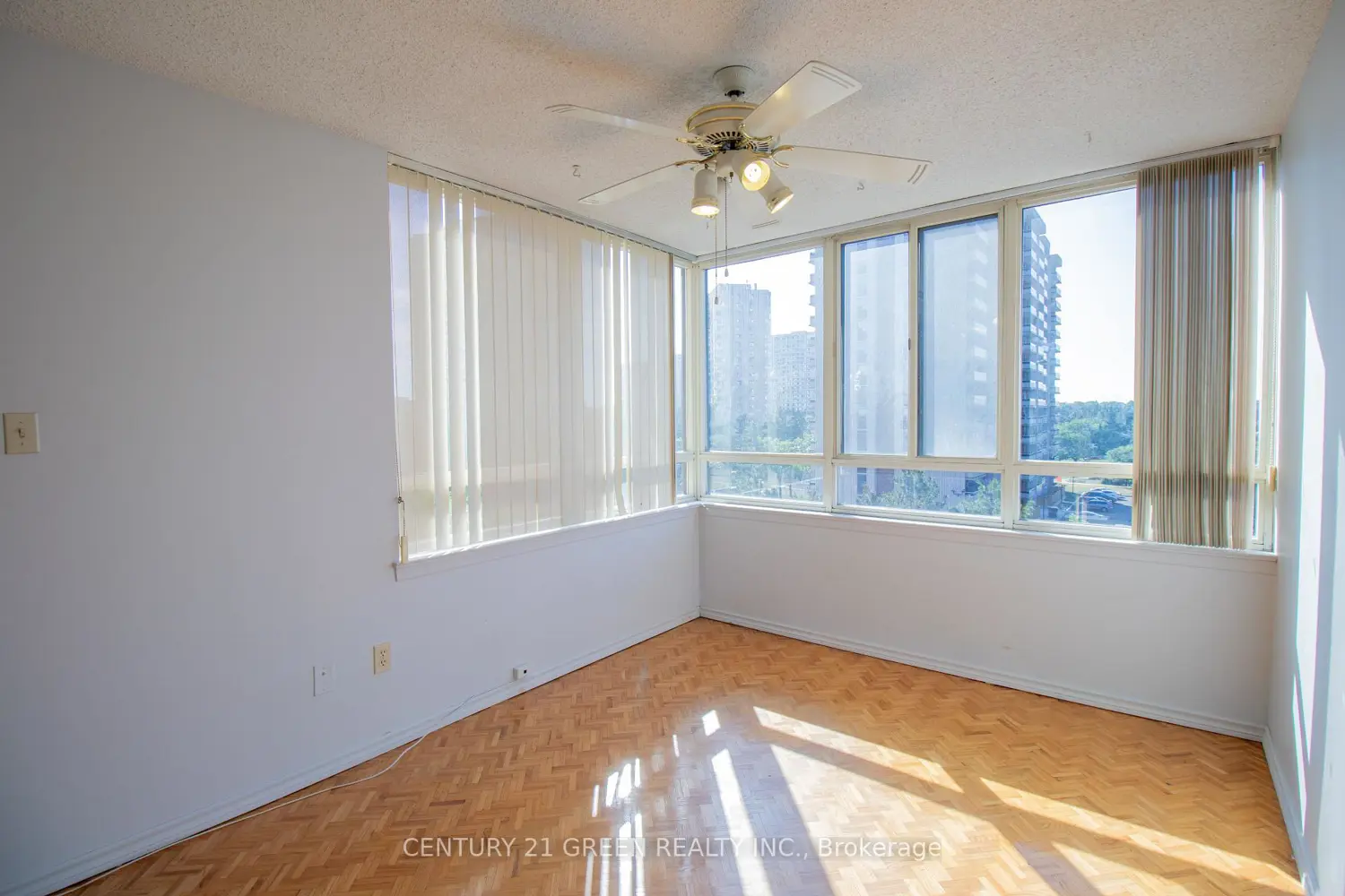 Additional image 8 of 5 Lisa Street 706