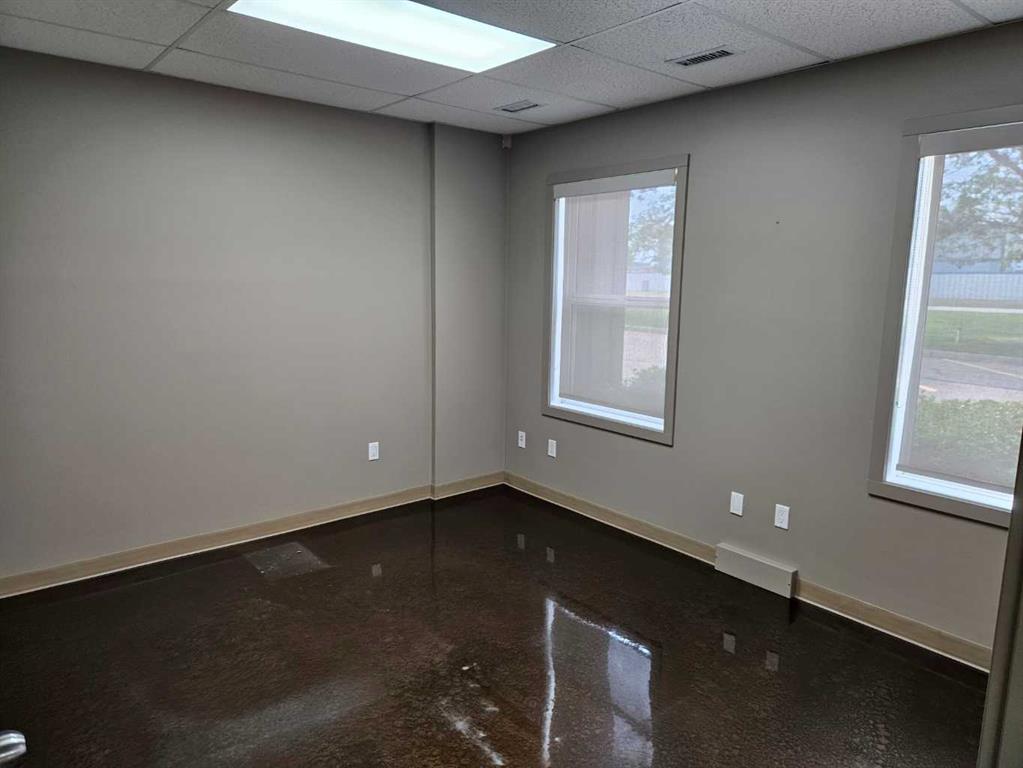 Additional image 6 of 11-7421 Edgar Industrial Drive, Red Deer, AB, T4P 3R2