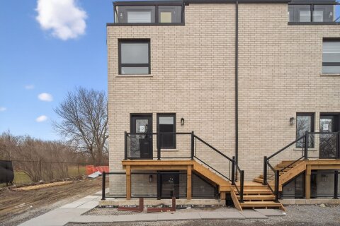 Additional image 5 of D-4 Southwell Drive, Toronto, ON, M3B 2N7