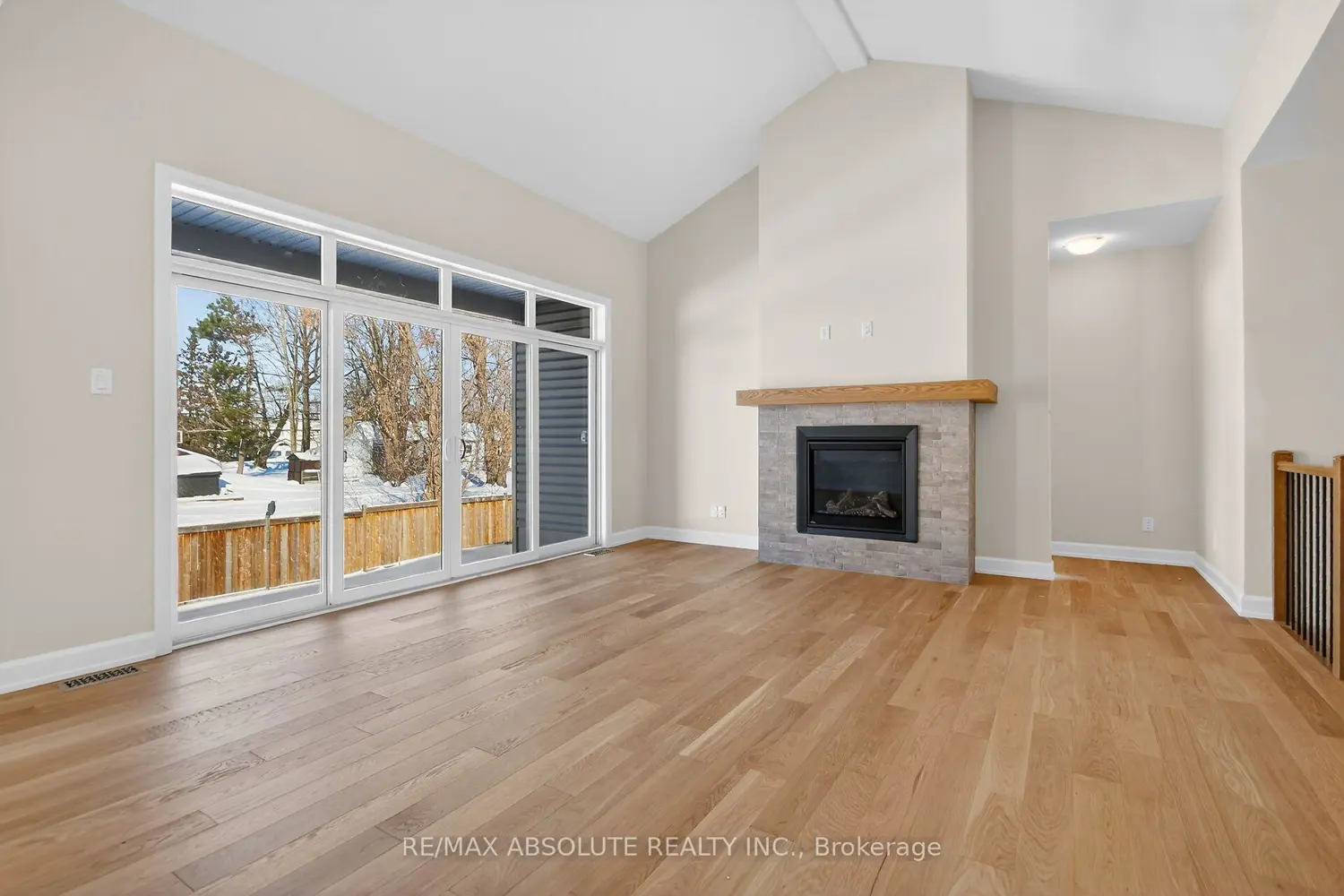 Additional image 10 of 662 Fisher Street