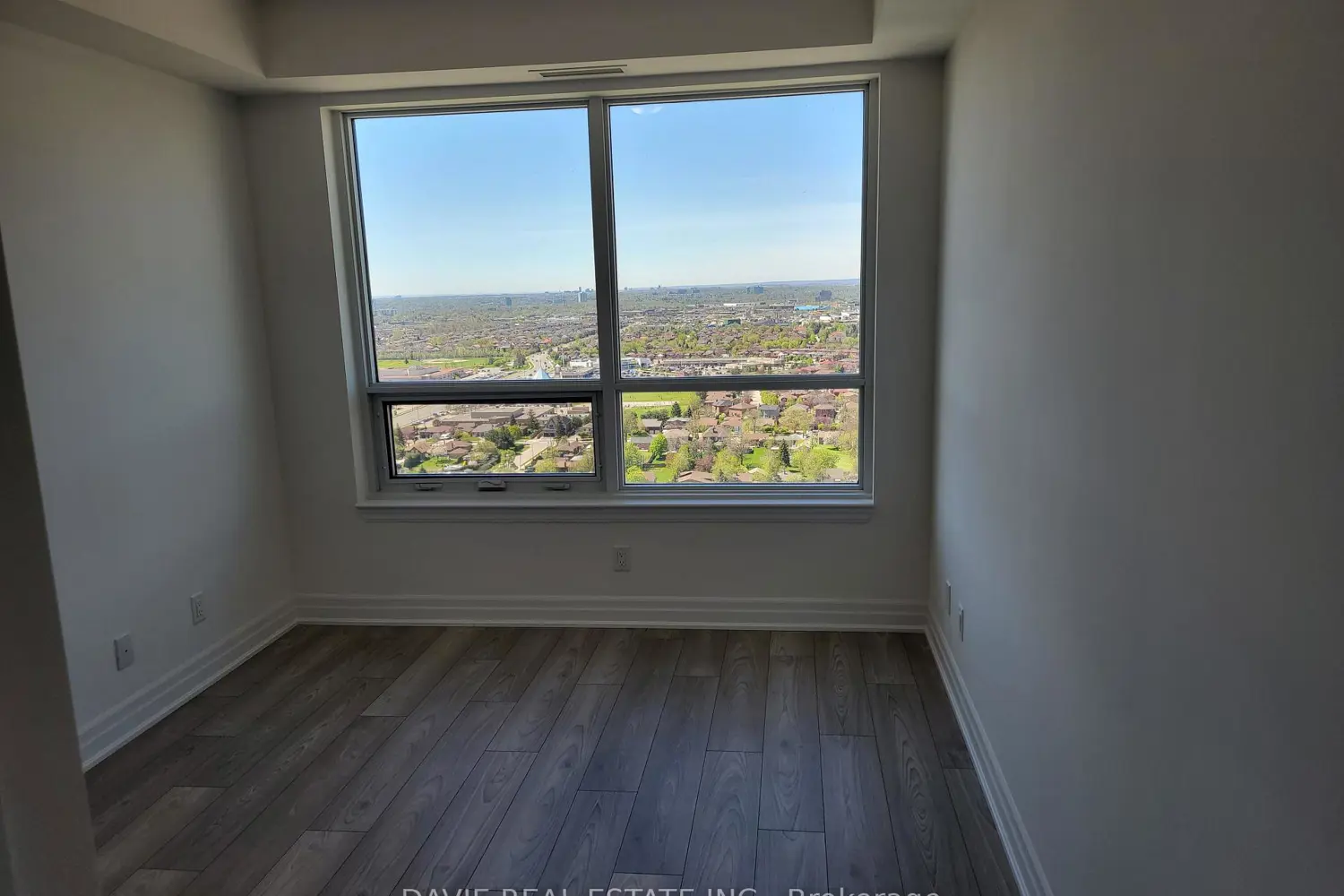 36 Elm Drive 2909 photo 5